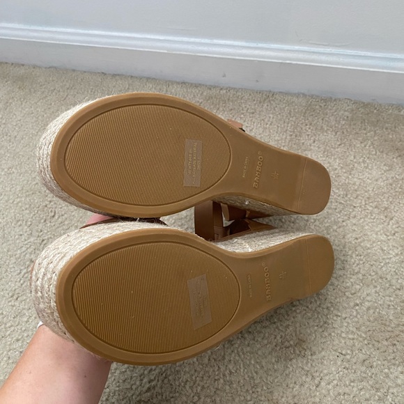 Platform Sandals - Picture 6 of 6